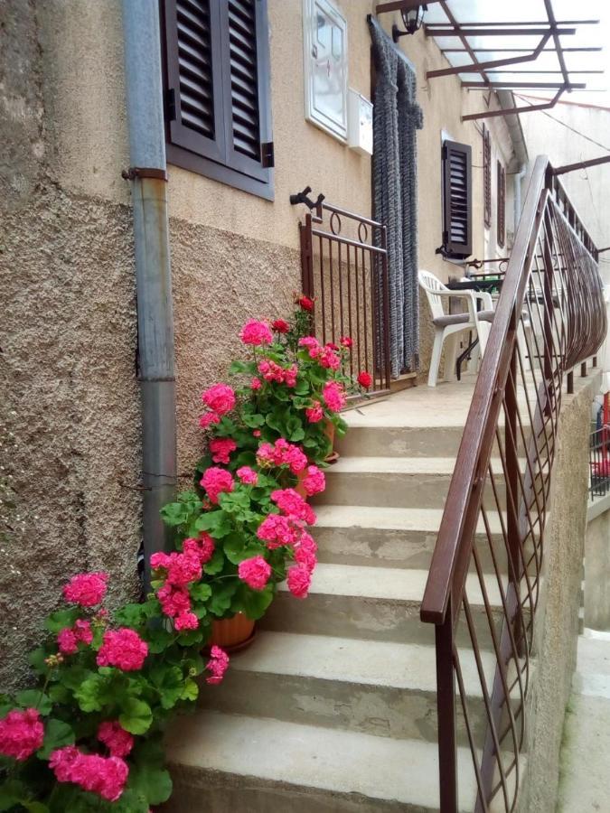 Apartment Nadija Brseč Zewnętrze zdjęcie